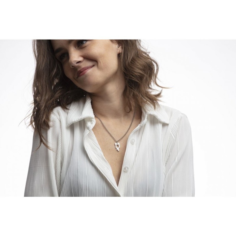 Adi Sidler Collier en acier inoxydable Lettre verticale... | Pendentif juif