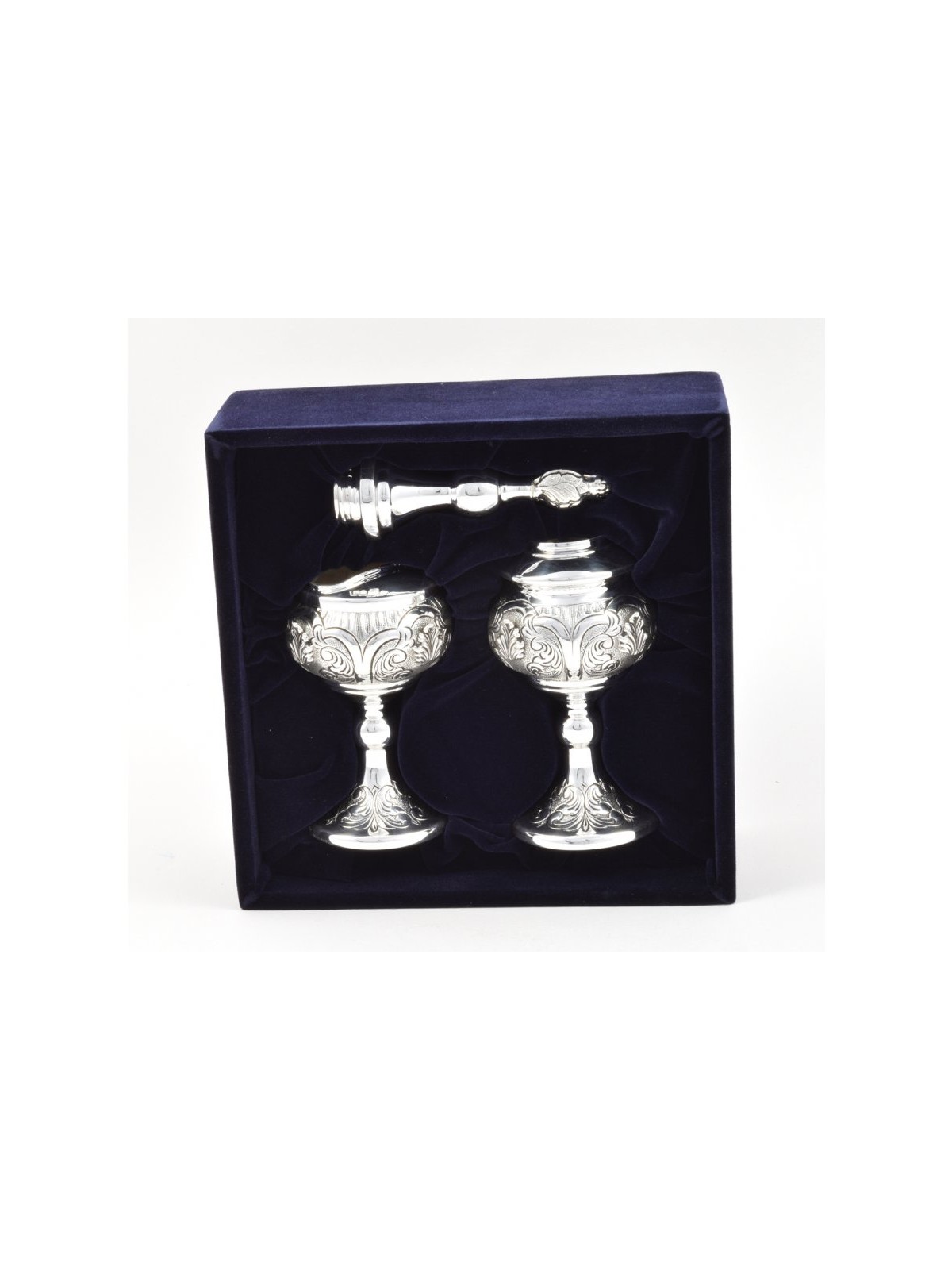 Sterling Silver Havdalah Set with Spice Box and Can... | Havdalah Sets