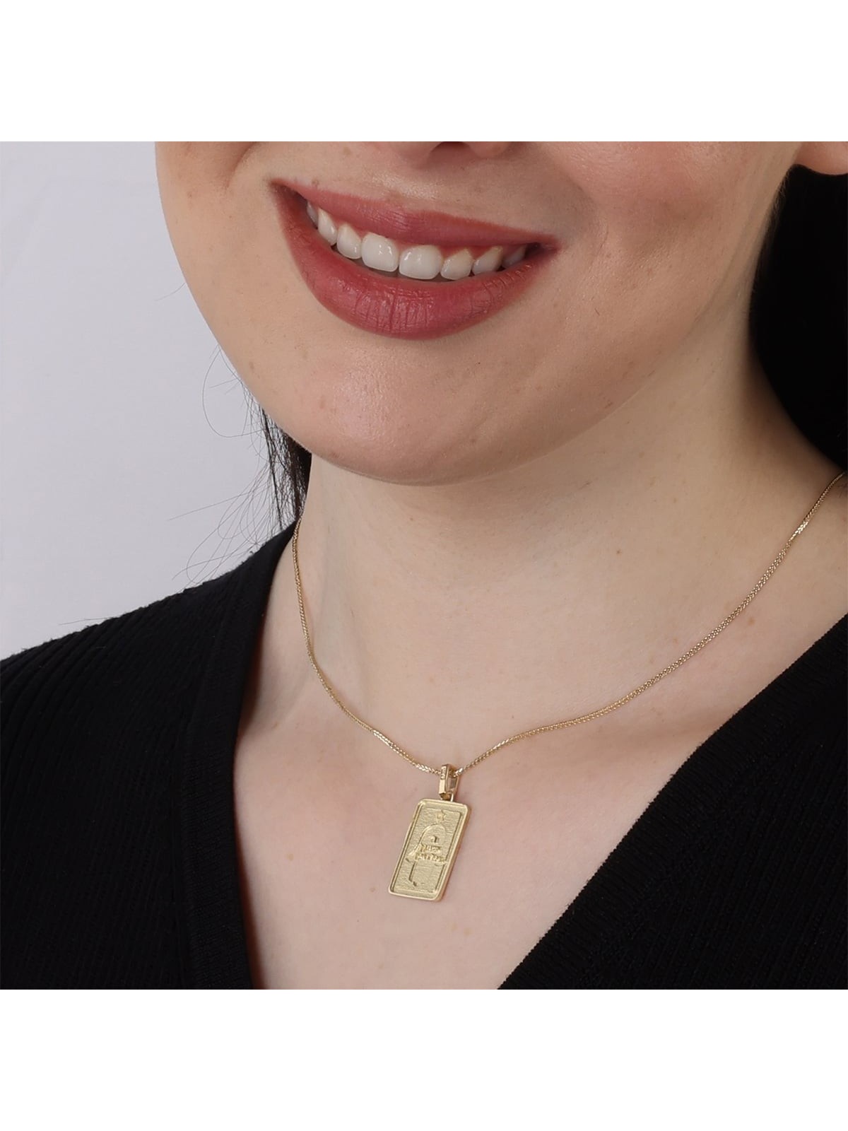 Unisex 14K Gold Hamsa Pendant with Traveler's Prayer