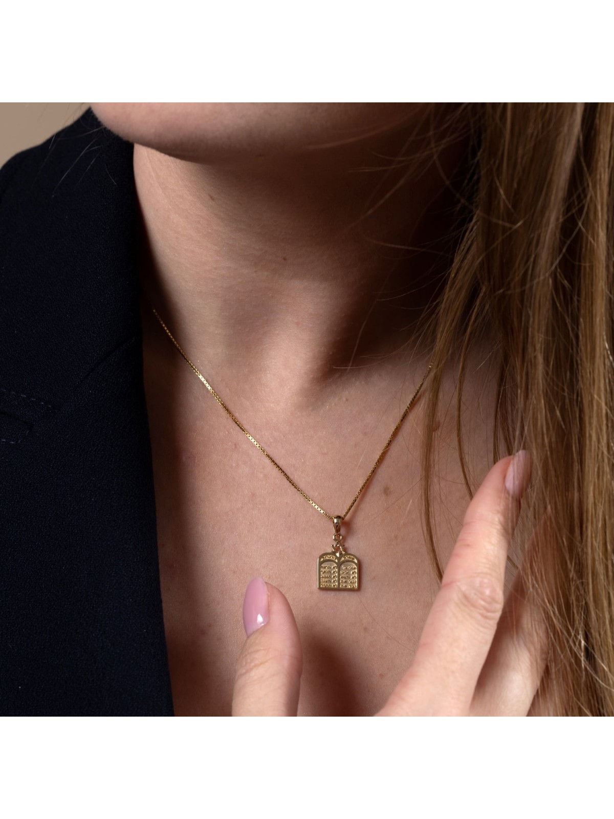 Collier pendentif Dix Commandements en or 14 carats avec étoile de David