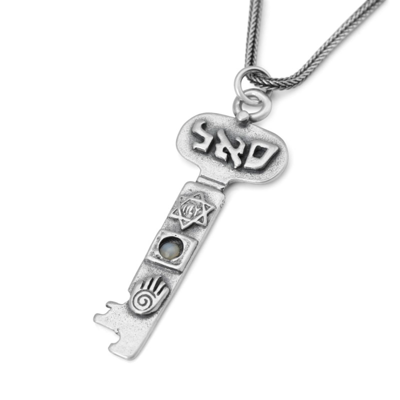 Richesse : Collier clé de la Kabbale en argent avec étoile de David et Hamsa