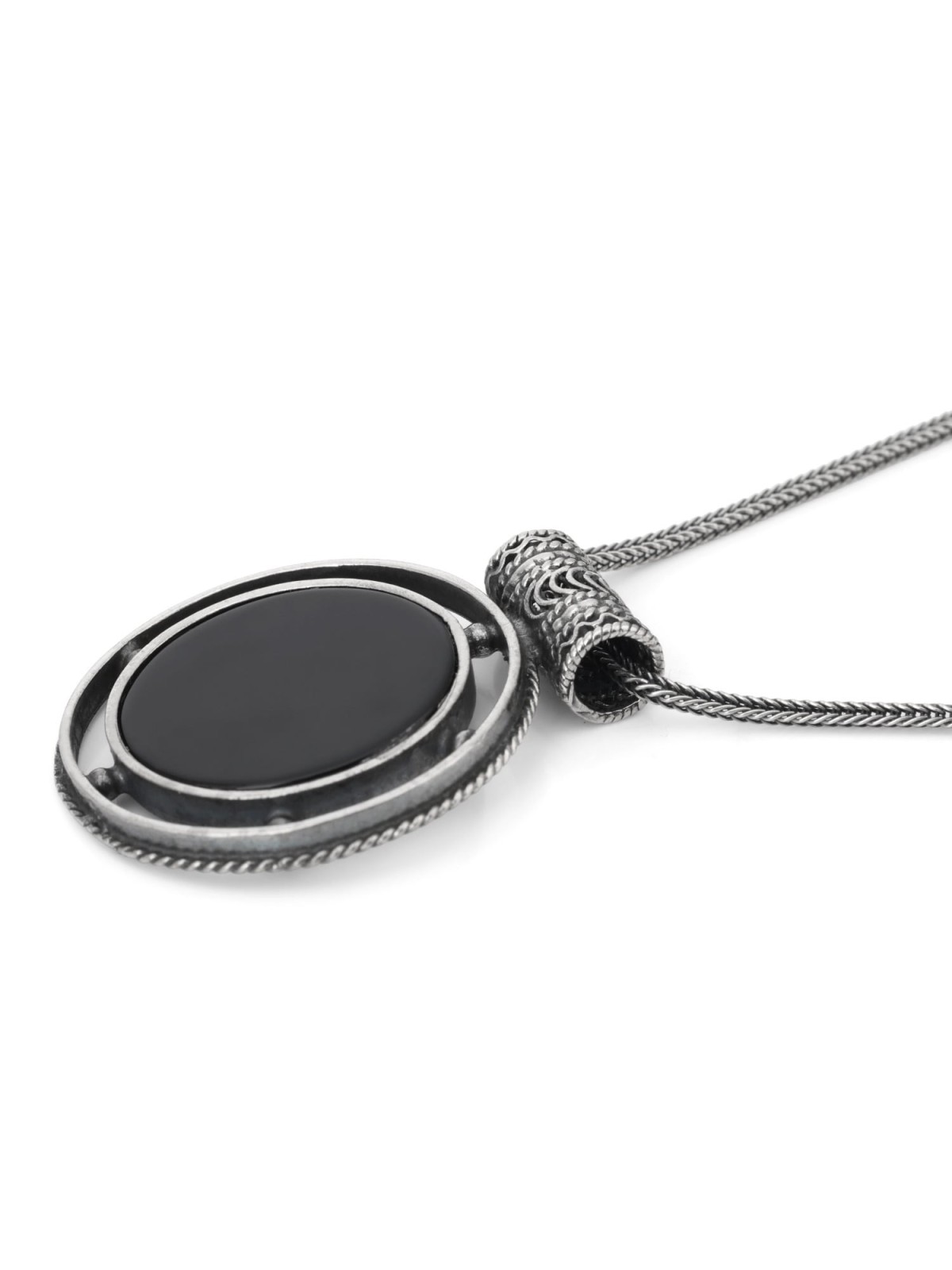 Prière du voyageur : grand collier multi-cadres en onyx et argent pour homme
