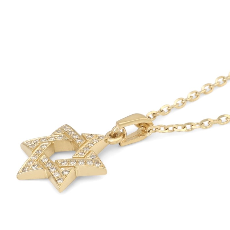 Collier à pendentif étoile de David entrelacée en or 14 carats avec diamants