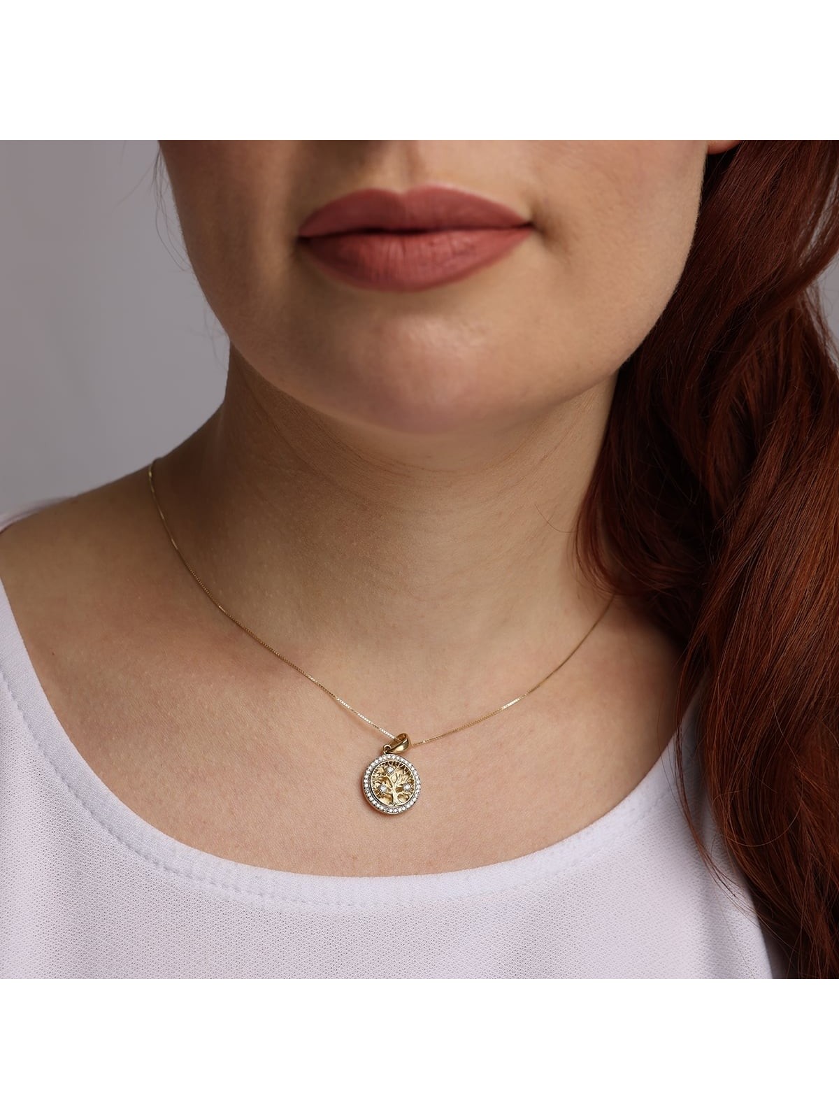 14K Gold Round Tree of Life Pendant Necklace With Diamonds