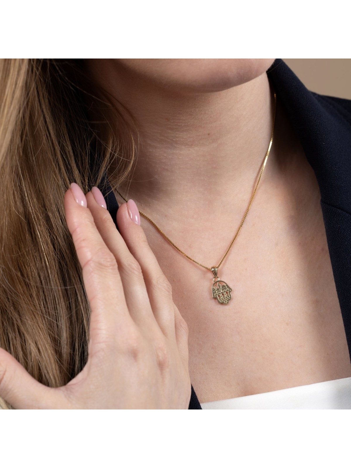 Women's 14K Gold Hamsa Pendant Necklace with Jerusalem View
