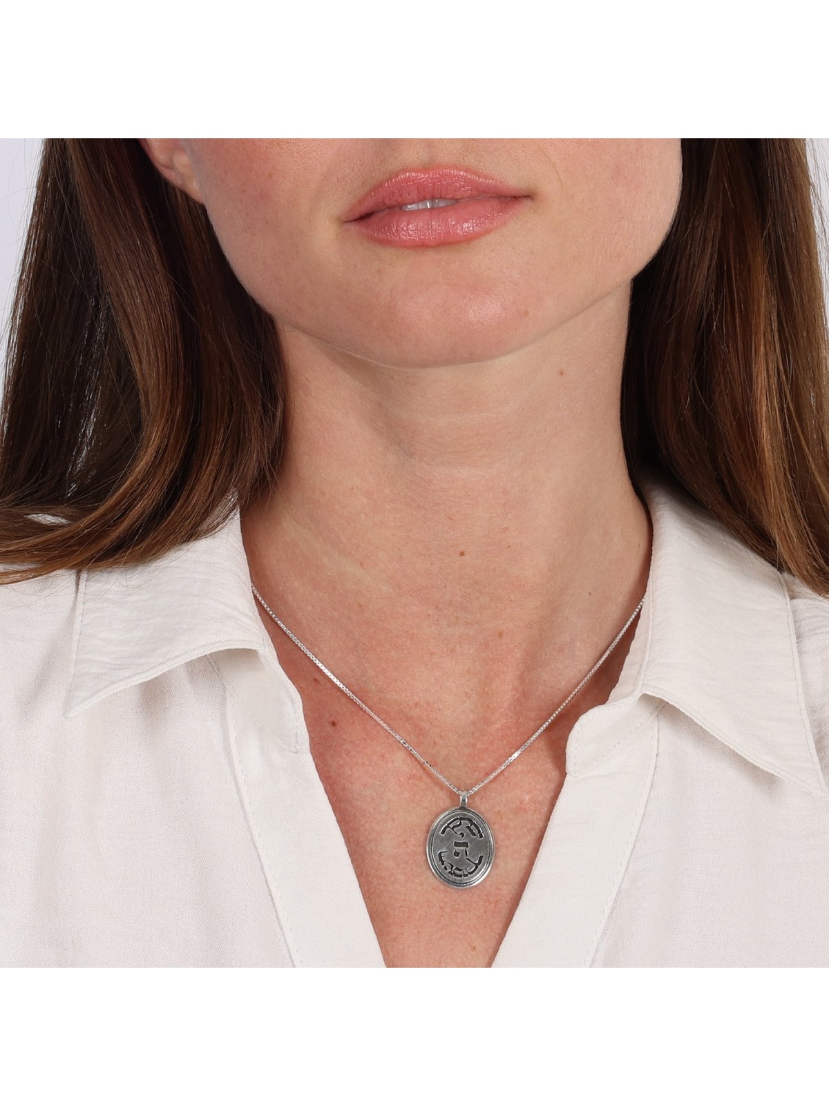Collier de bénédiction sacerdotale ovale en argent sterling