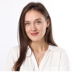 14K Gold Smooth Mezuzah Pendant with Shin