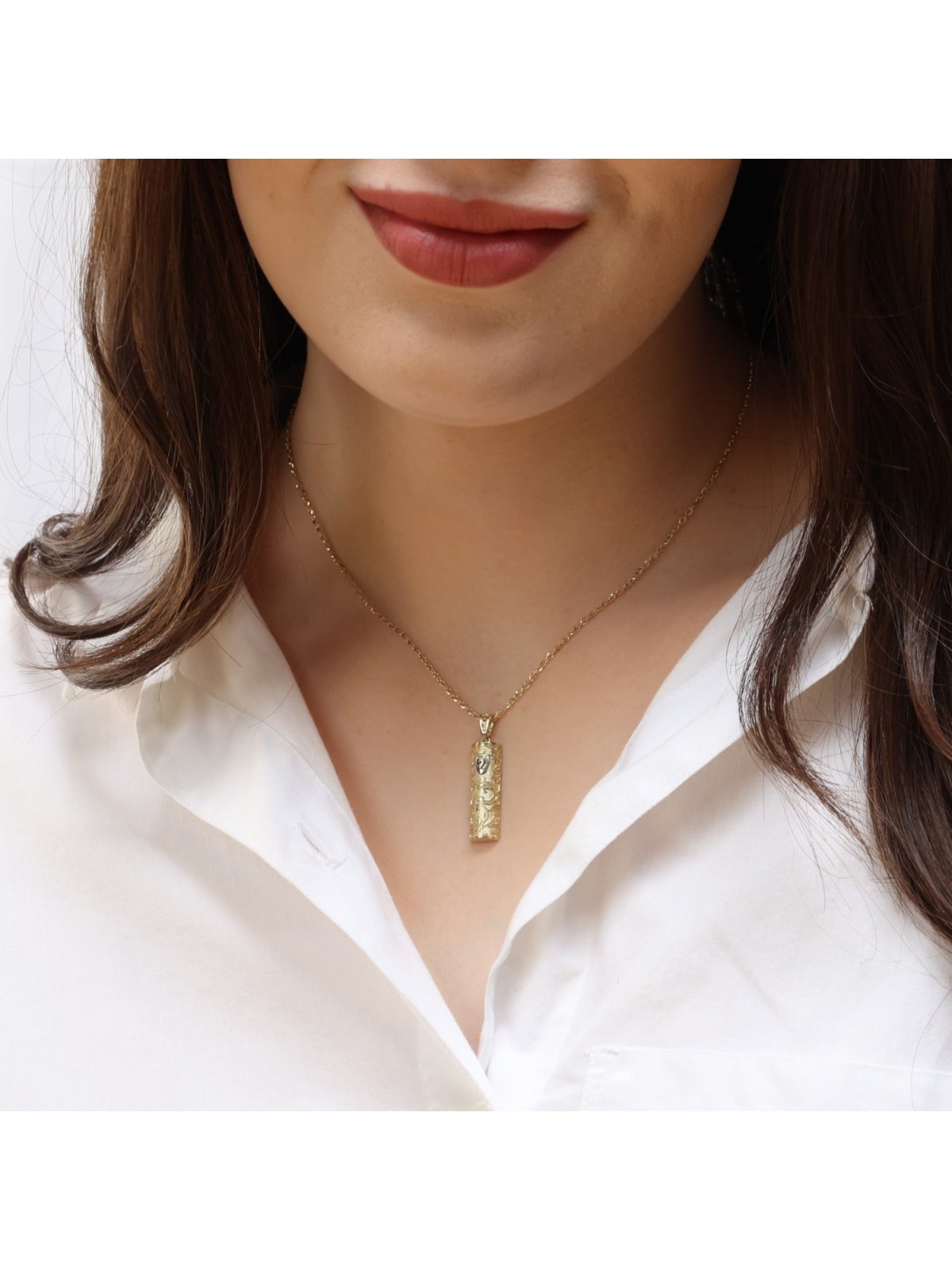 14K Yellow Gold Mezuzah Shaped Pendant for Women with Ornate Design an