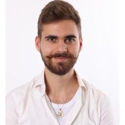 14K Yellow Gold Hoshen Shema Yisrael Pendant Necklace - Unisex