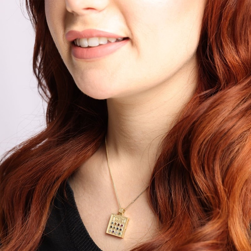 14K Gold Hoshen Pendant Necklace