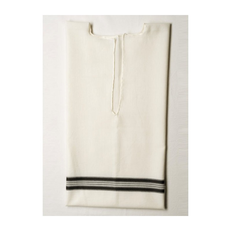 Talitnia White Wool Tallit Katan Without Center Frin... | Tallit Katan