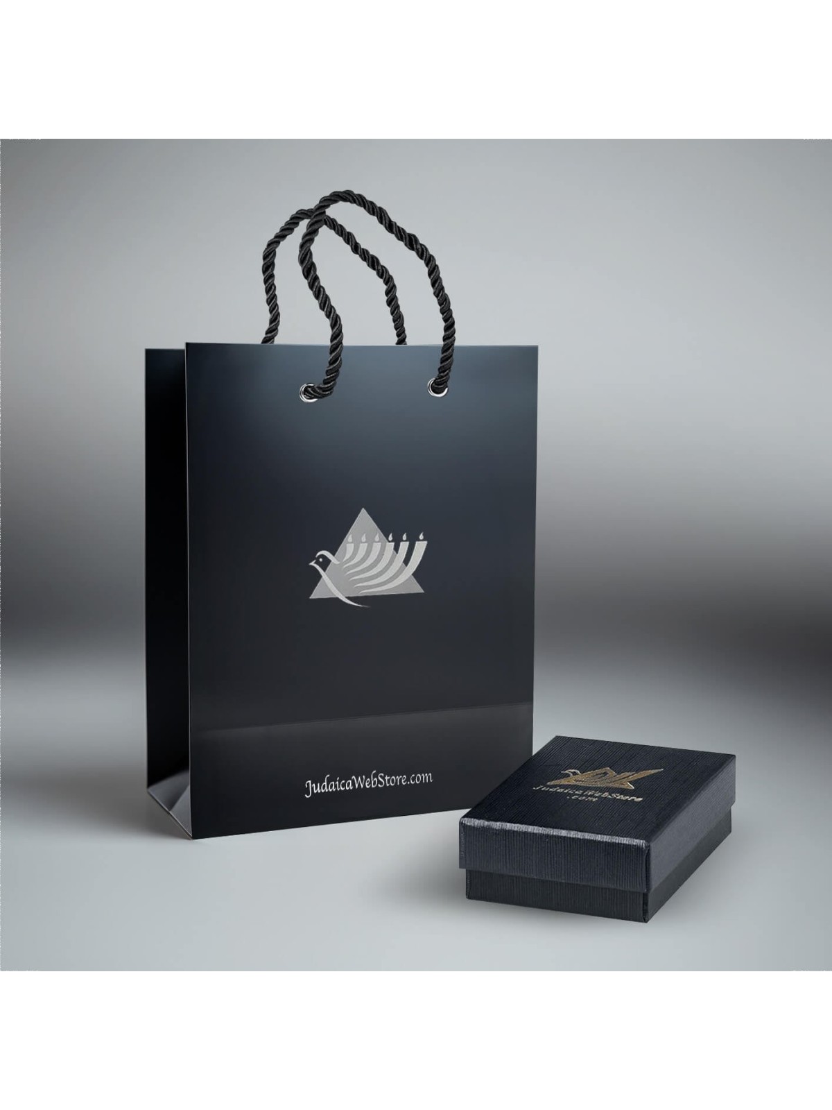 14K Gold Classic Star of David Pendant Necklace (Choice of Color)