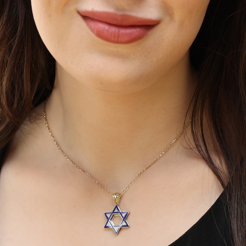 Collier pendentif étoile de David en or 14 carats et diamants en émail bleu