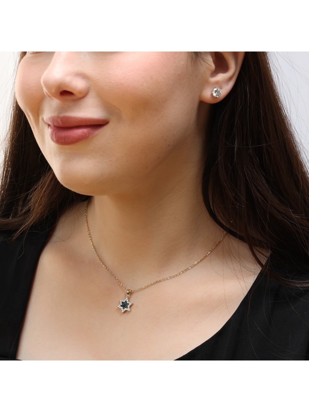 Pendentif étoile de David en or 14 carats avec diamants blancs et noirs pour femme