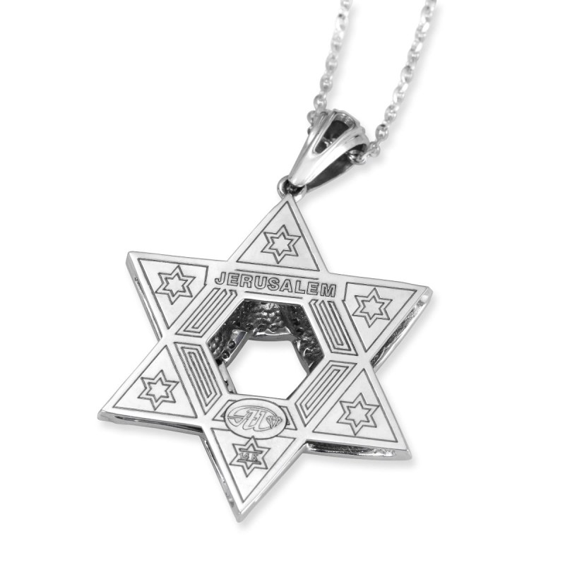 Collier pendentif étoile de David en or blanc 14 carats et émail bleu 114 diamants