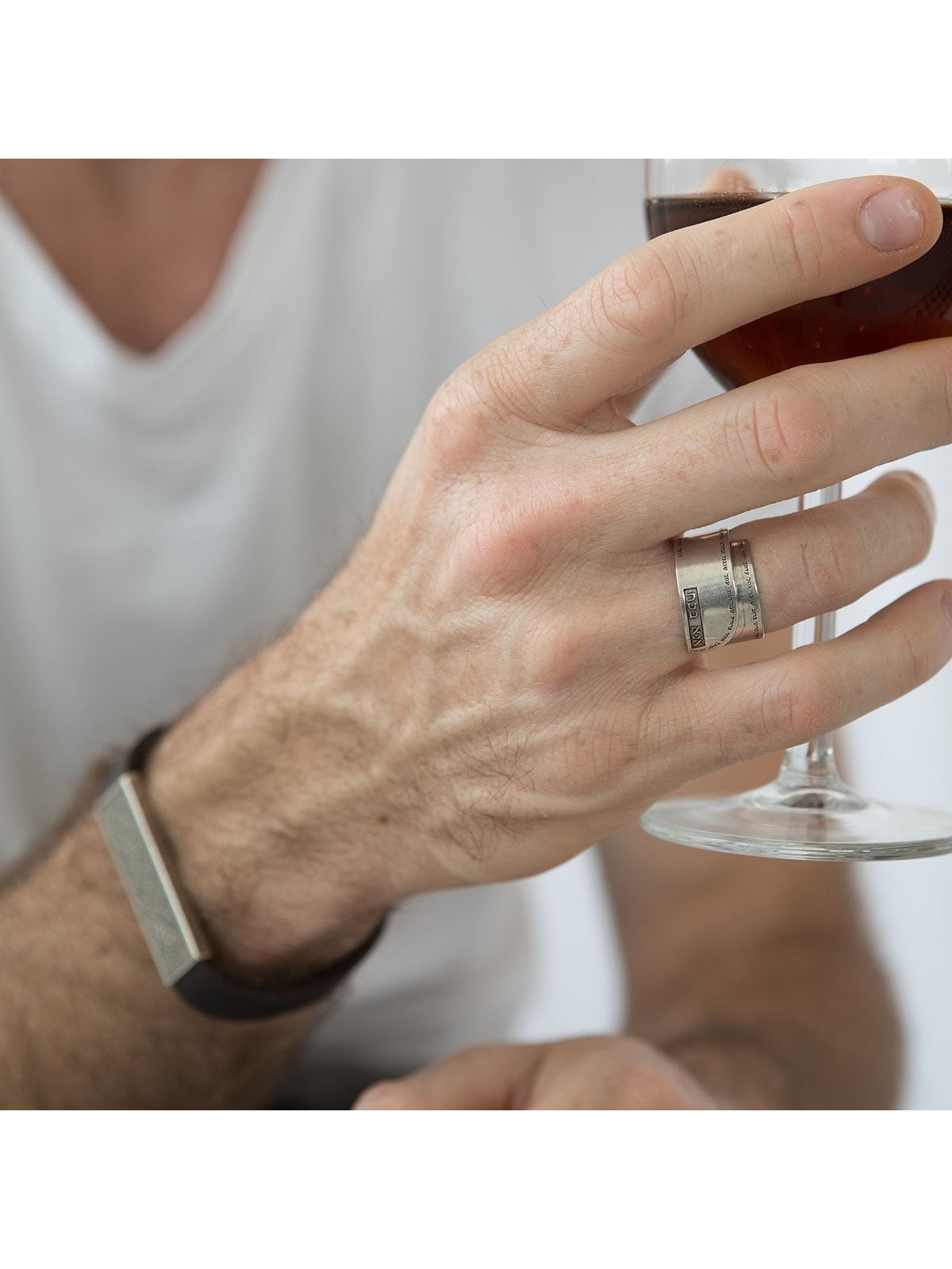 Bague unisexe réglable en argent sterling 925 noirci faite à la main avec Ana