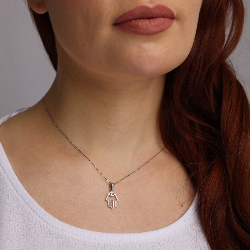 Collier pendentif Hamsa en or 14 carats avec motif mauvais œil rehaussé de diamants
