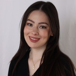 14K Yellow Gold Hamsa Pendant Necklace With White Diamond Star of Davi