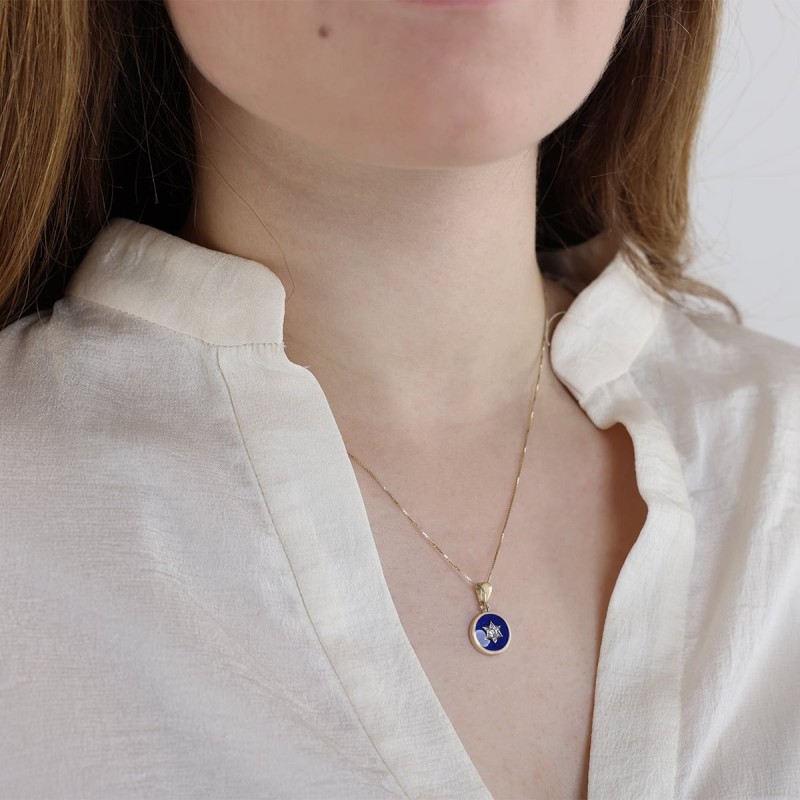 Collier à pendentif étoile de David en or 14 carats orné de diamants ronds
