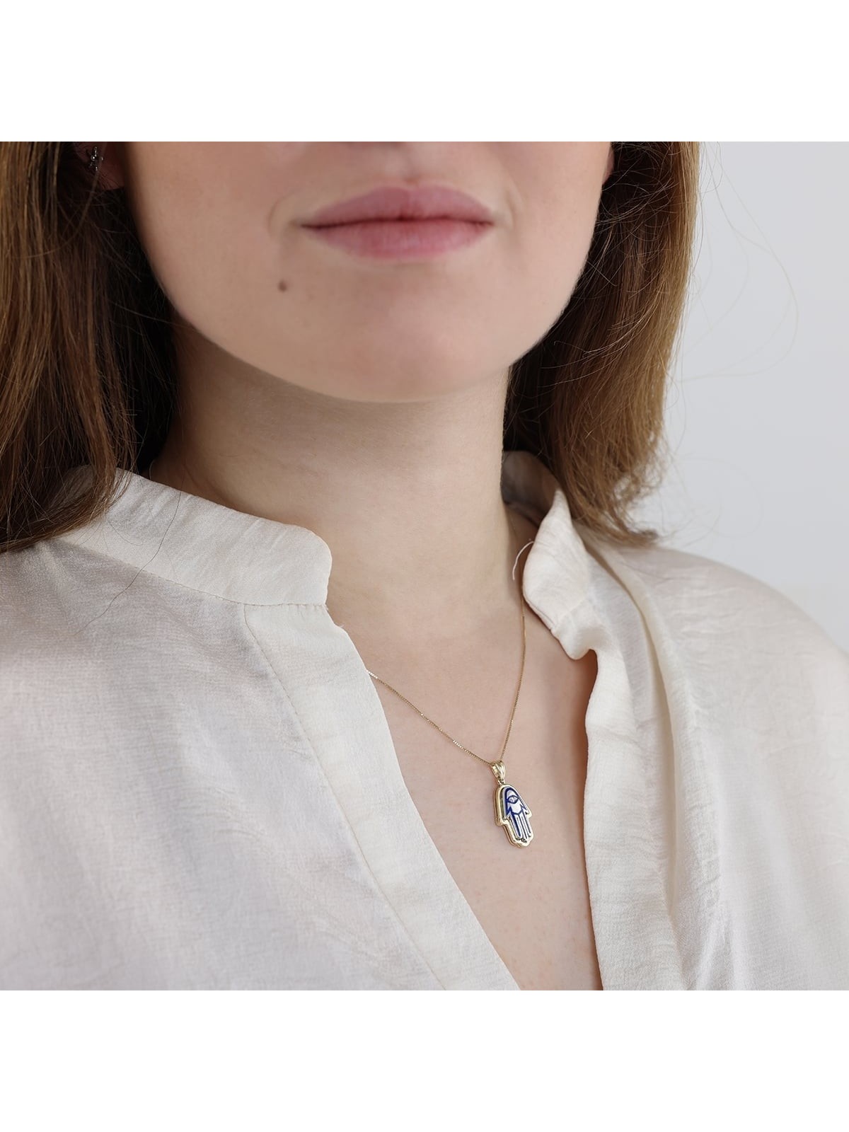 Grand collier à pendentif Hamsa en or 14 carats avec diamant blanc