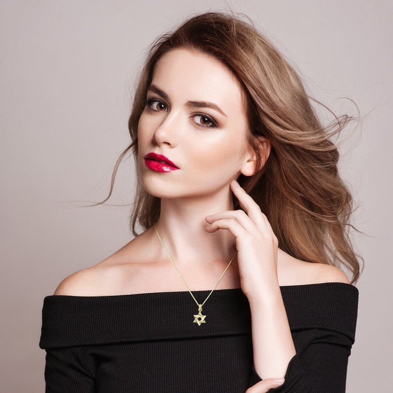Chic 14K Yellow Gold Interlocking Star of David Pendant Necklace for W