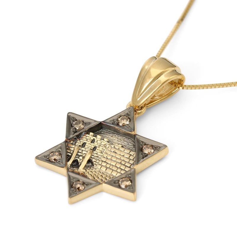 Collier à pendentif clou étoile de David en or jaune 14 carats avec diamants