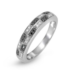 14K White Gold Designer Ring With Diamond Checkered Pattern