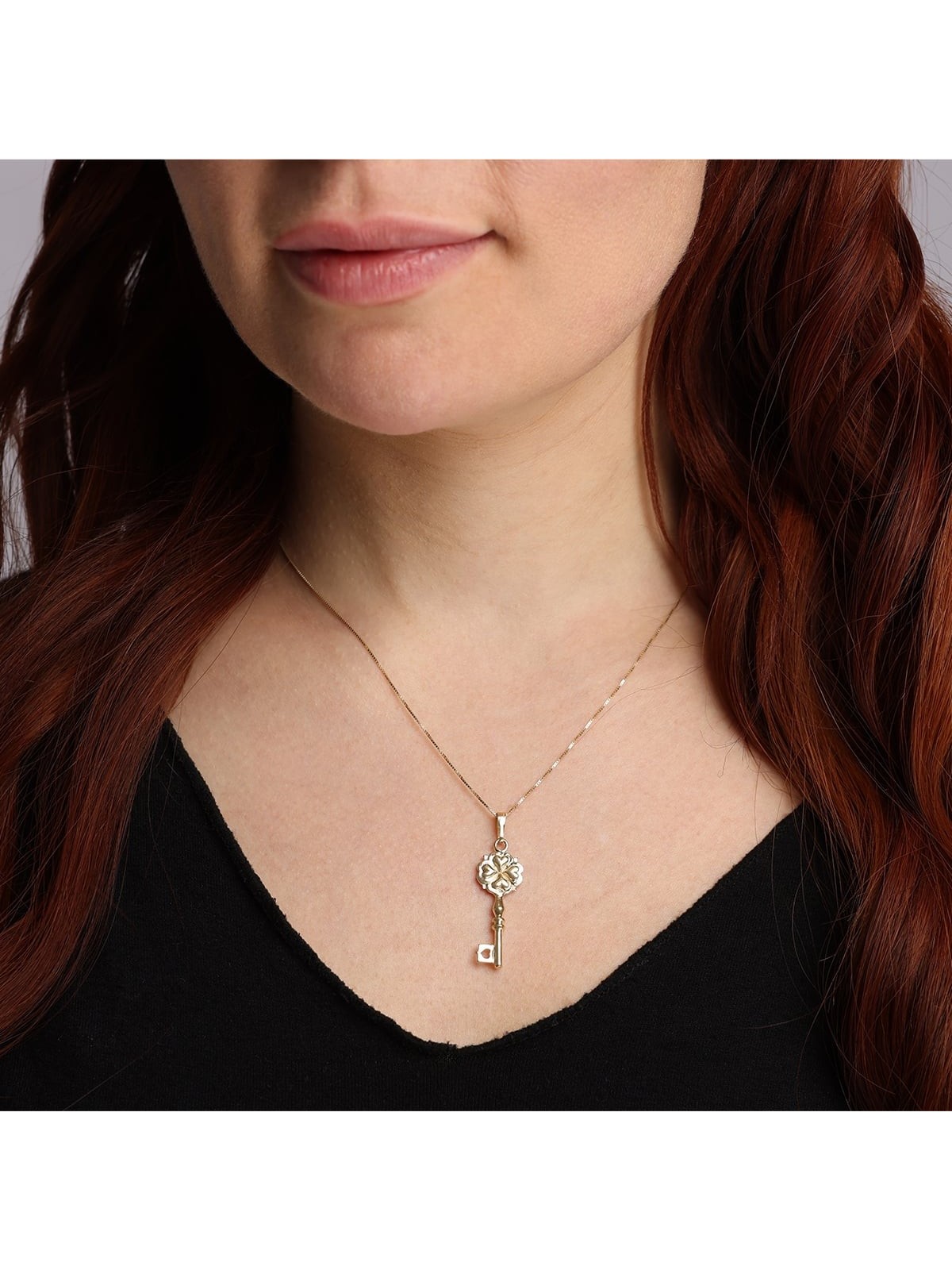Pendentif clé en forme de cœur exclusif en or 14 carats