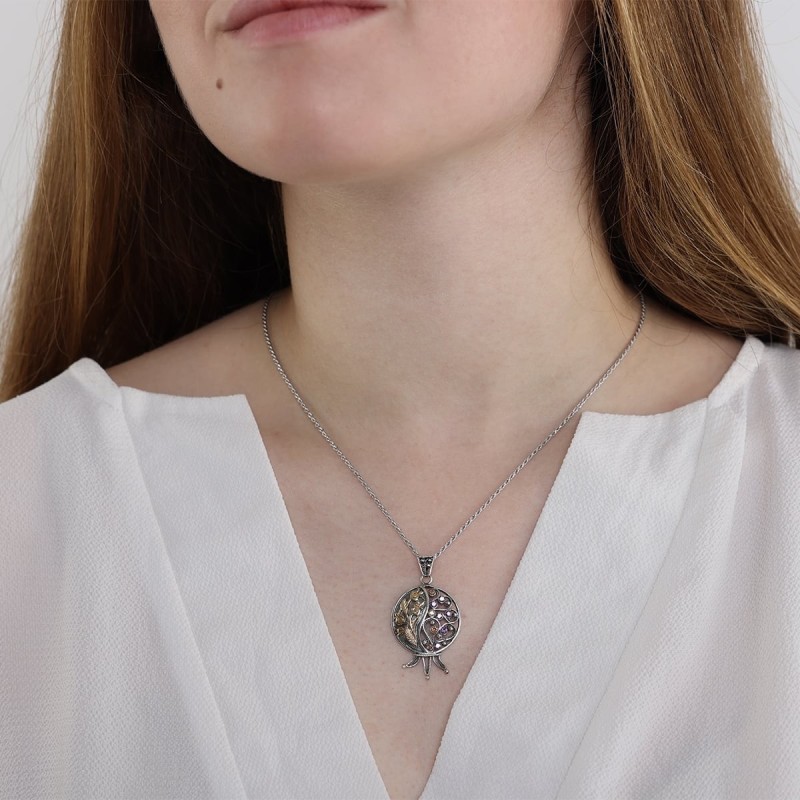 Collier de grenade en argent sterling et or 9 carats fabriqué à la main et serti de pierres précieuses