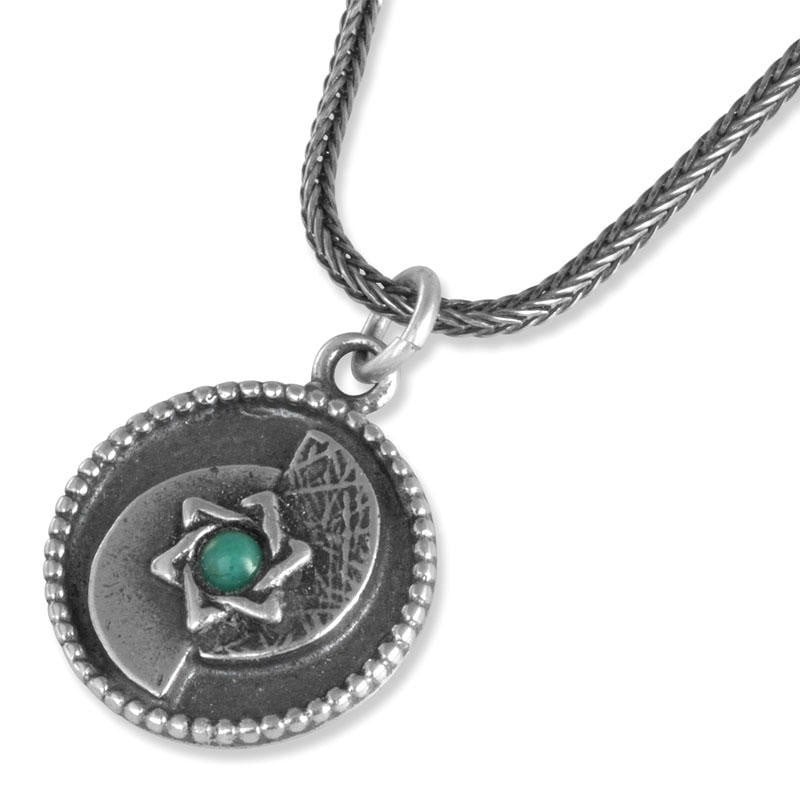 Collier pendentif disque en argent sterling avec bénédiction sacerdotale