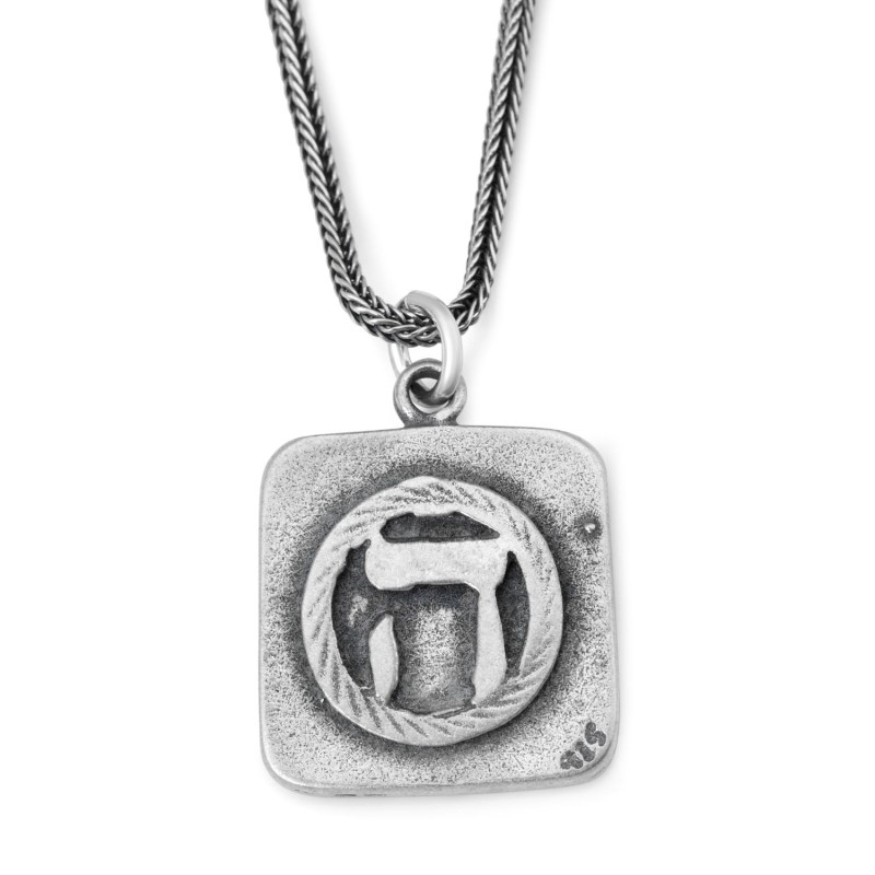Fructueux et prospère : collier médaillon en argent pour homme