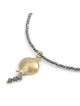 Collier de perles avec pendentif grenade plaqué or