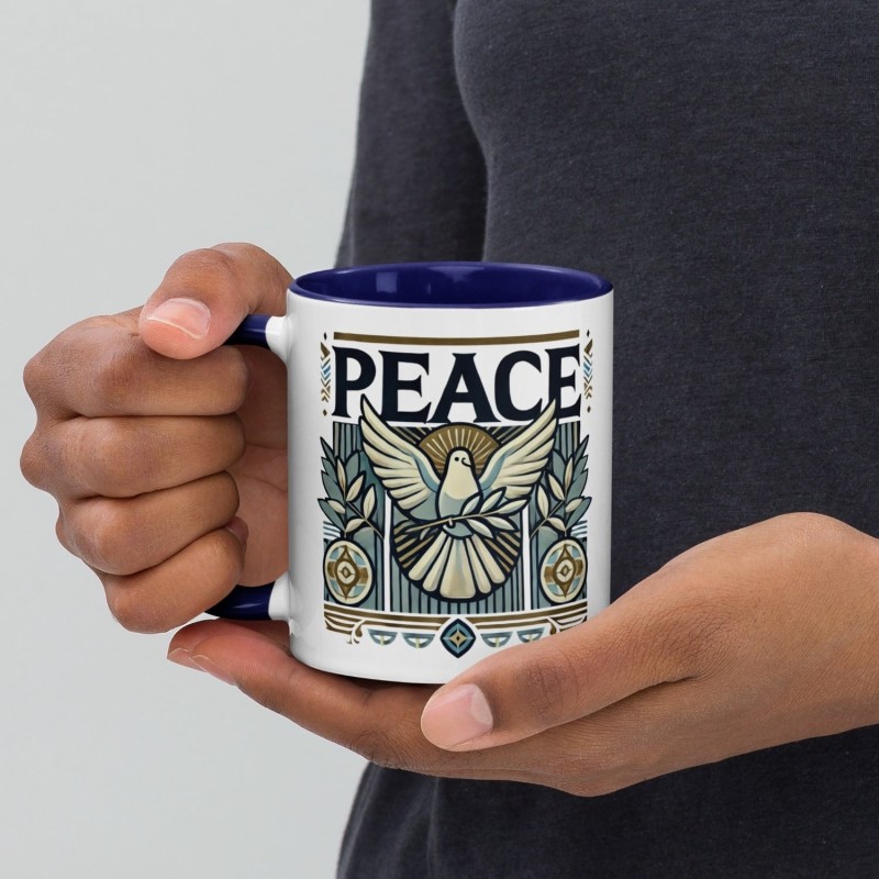 Tasse de paix de créateur avec couleur à l'intérieur