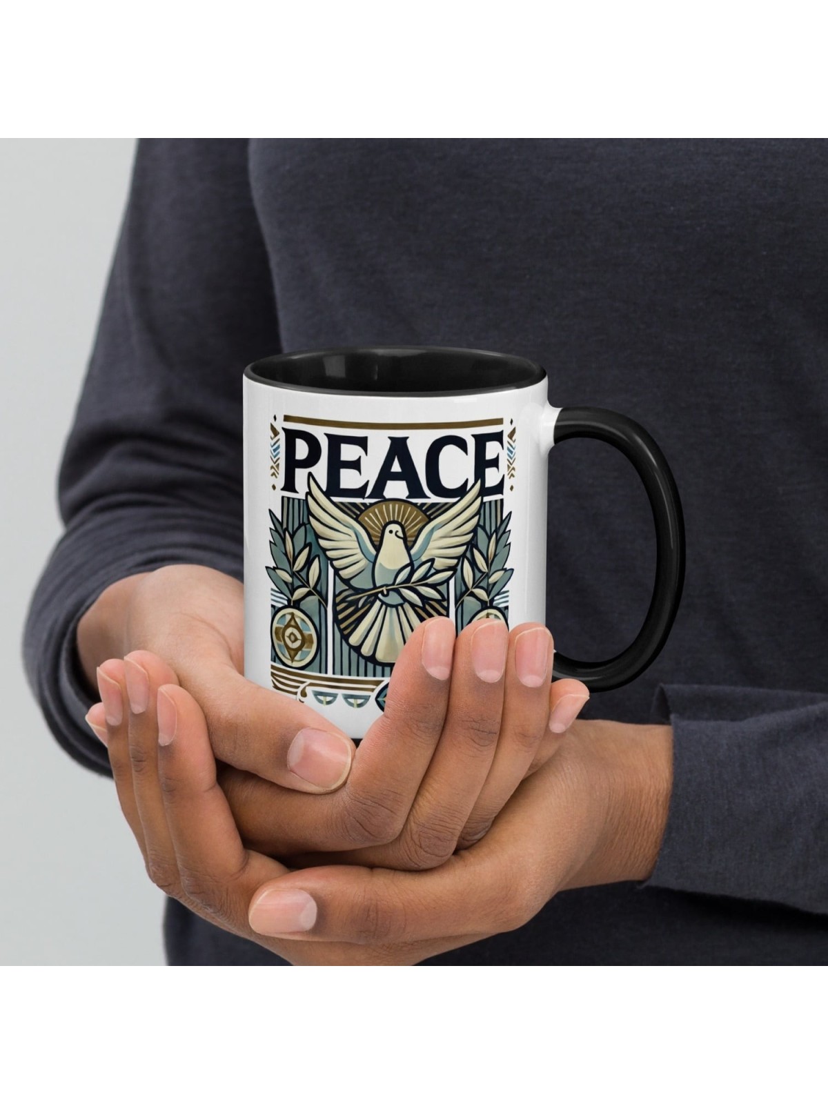 Tasse de paix de créateur avec couleur à l'intérieur