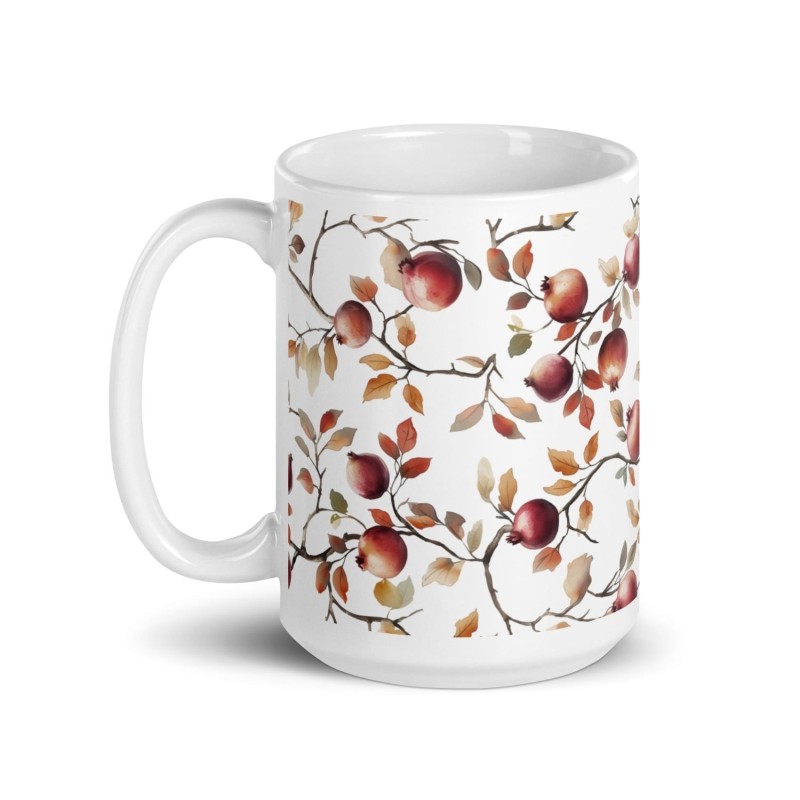 Tasse blanche brillante de grenades séduisantes