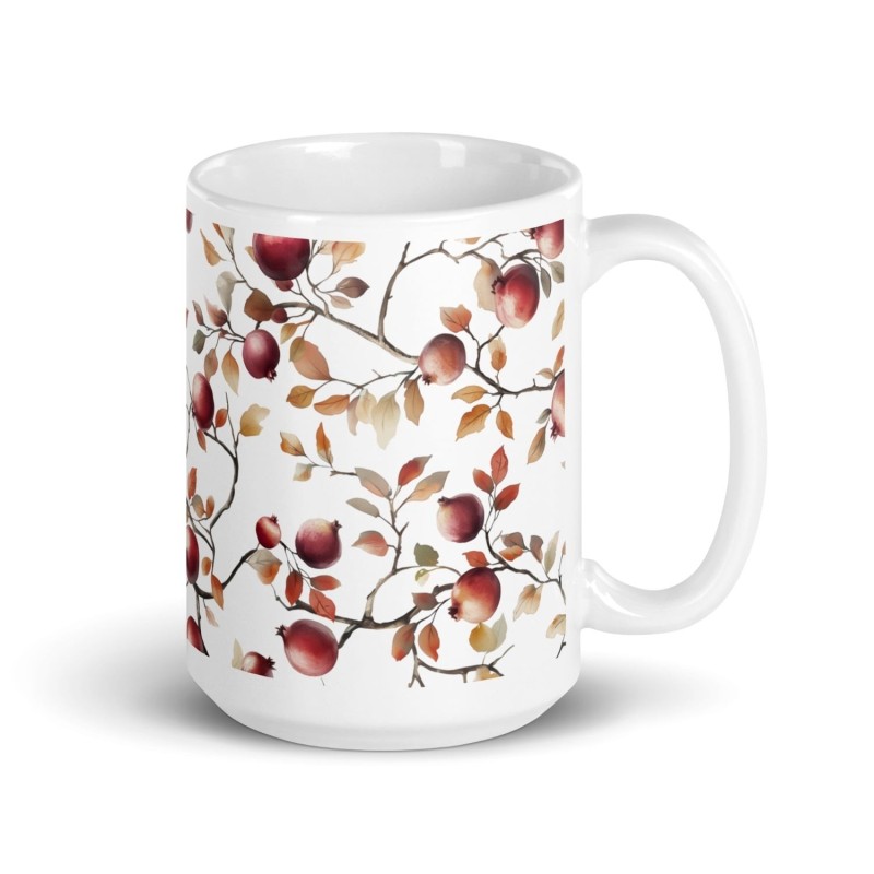 Tasse blanche brillante de grenades séduisantes