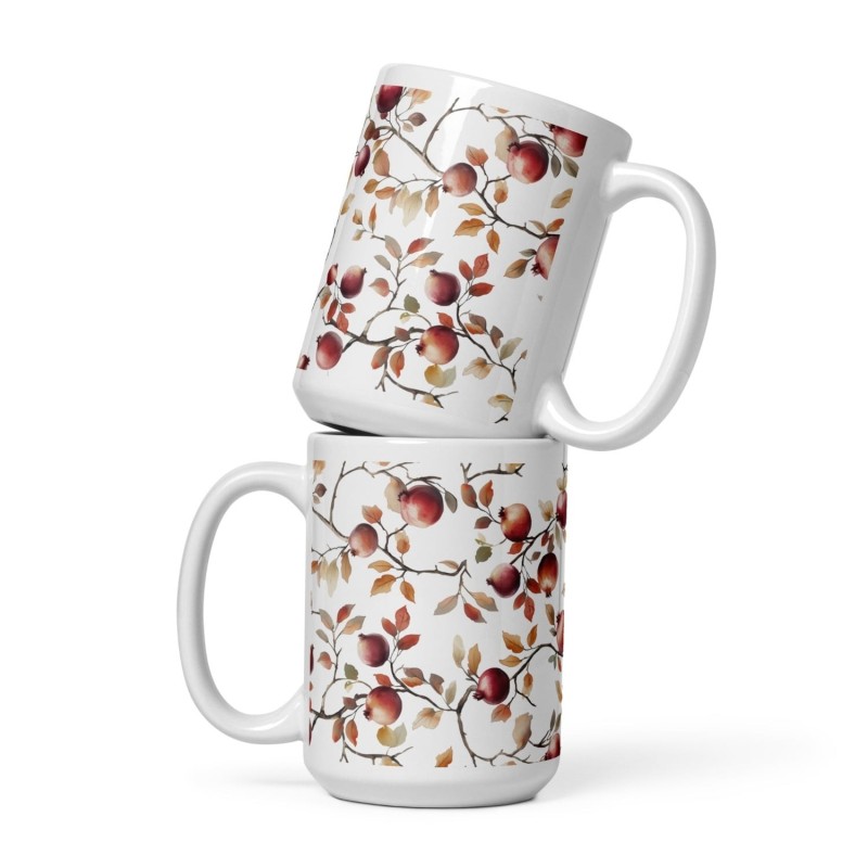 Tasse blanche brillante de grenades séduisantes