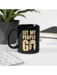Laissez mon peuple partir tasse noire brillante