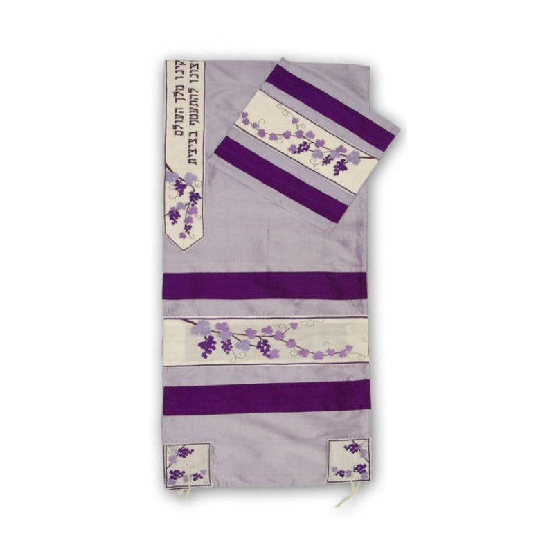 Rikmat Elimelech Grapes Tallit | Rikmat Elimelech Tallit
