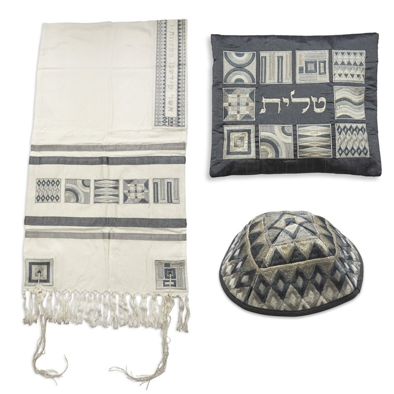 Yair Emanuel Embroidered Tallit Set With Square Patterns - Silver