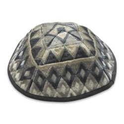 Yair Emanuel Embroidered Tallit Set With Square Patterns - Silver