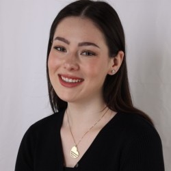 Gold Plated English / Hebrew up to Four Kids' Names Heart Mom Necklace