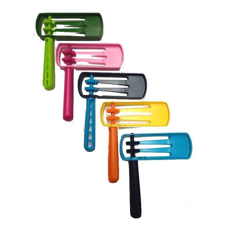 Plastic Gragger, Small | Purim | Judaica