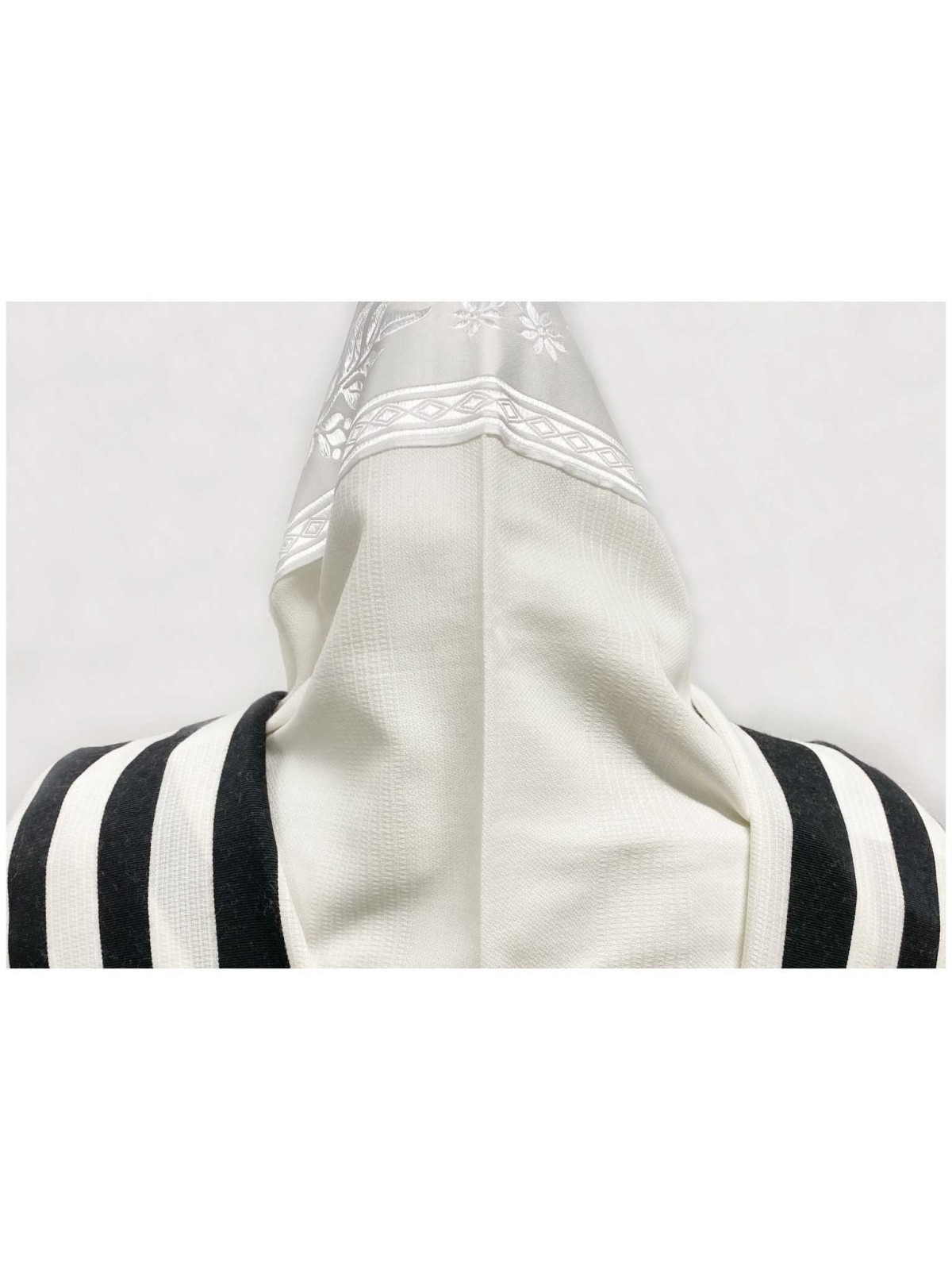 Premiere Weave Non-Slip Wool Tallis with Black Str | Tallit/Tallis | J