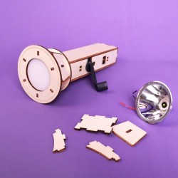 Kit de bricolage pour lampe de poche à manivelle Kitsville, Éducation | Tout Judaïca | Jud
