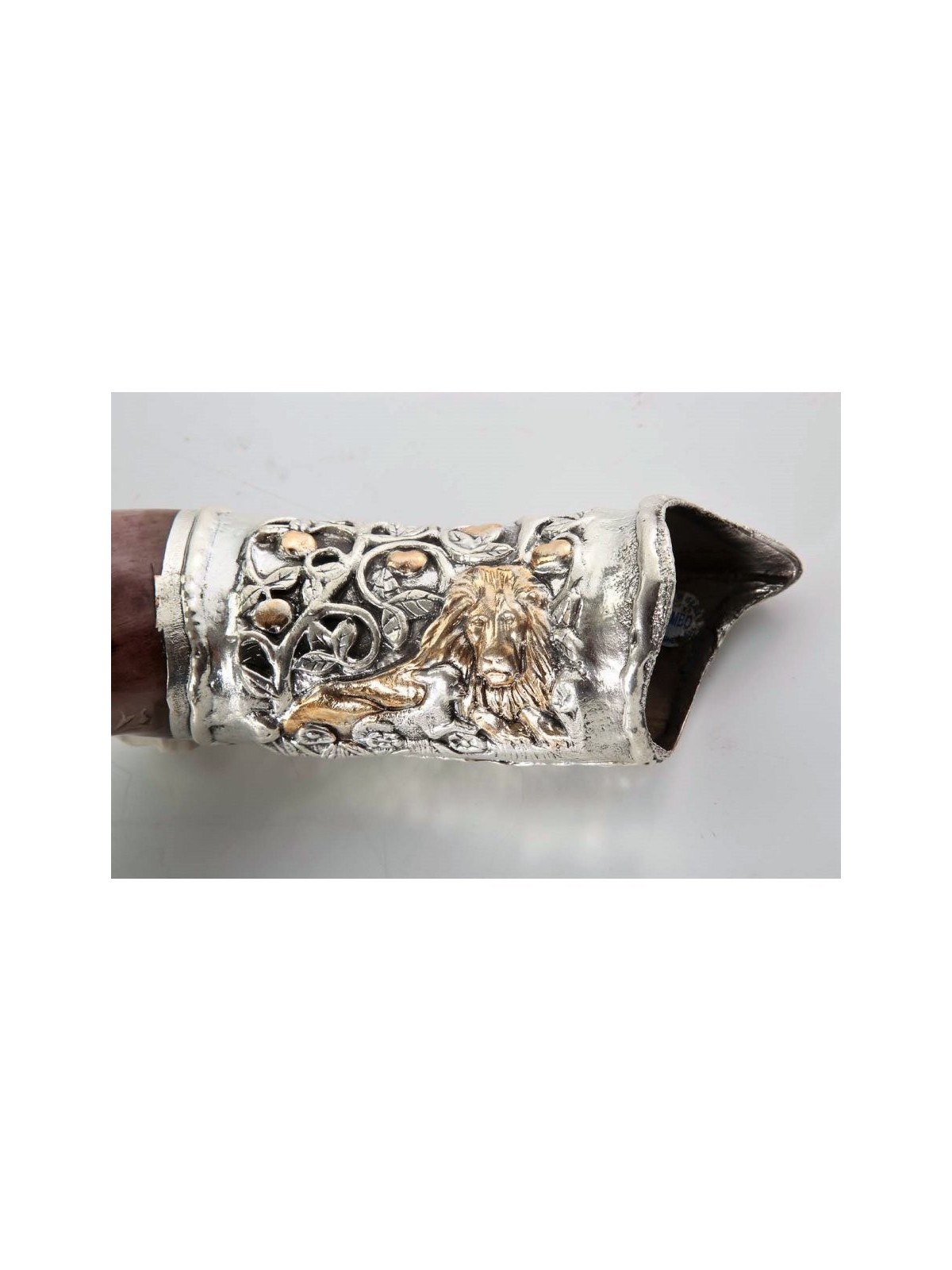 Shofar yéménite en argent Lion et agneau Design | Shofars en argent sterling