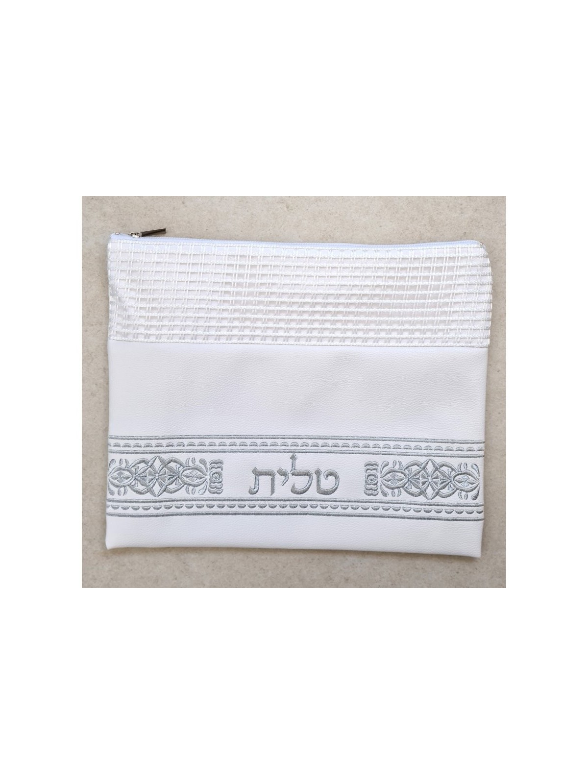 Ensemble de sacs Talit et Tefillin en faux blanc cassé... | Sacs Talit et Téfilines