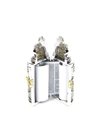 Plaqué argent avec des accents d'or Cylindre Torah Case avec... | Figurines