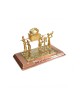 Sculpture de l'Arche Sainte portée sur des poteaux avec un shofar Bl... | Figurines