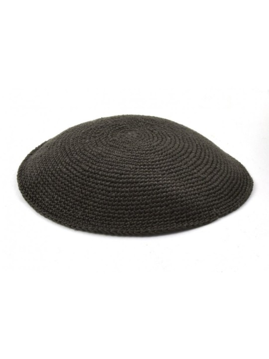 Kippa en coton tricoté à la main de couleur bois foncé Premium... | Kippa tricotée